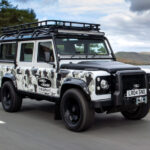 Land Rover comemora os de 70 anos do Defender com edição especial Classic Defender Works V8 Trophy II