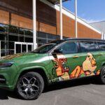Jeep Commander alcança a marca de 40 mil unidades produzidas e comemora no Galo da Madrugada, maior bloco carnavalesco no mundo
