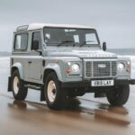 Land Rover Classic apresenta Defender V8 Islay, edição especial e limitada com apenas 30 unidades