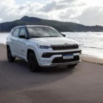 Jeep® Compass segue líder entre os SUVs médios no acumulado de 2024 e o Renegade se destaca nos últimos meses