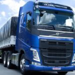 Volvo lidera novamente em caminhões pesados e expande serviços, mas vê 2025 com cautela