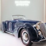 Carro clássico da Alfa Romeo é eleito o melhor do mundo em premiação internacional
